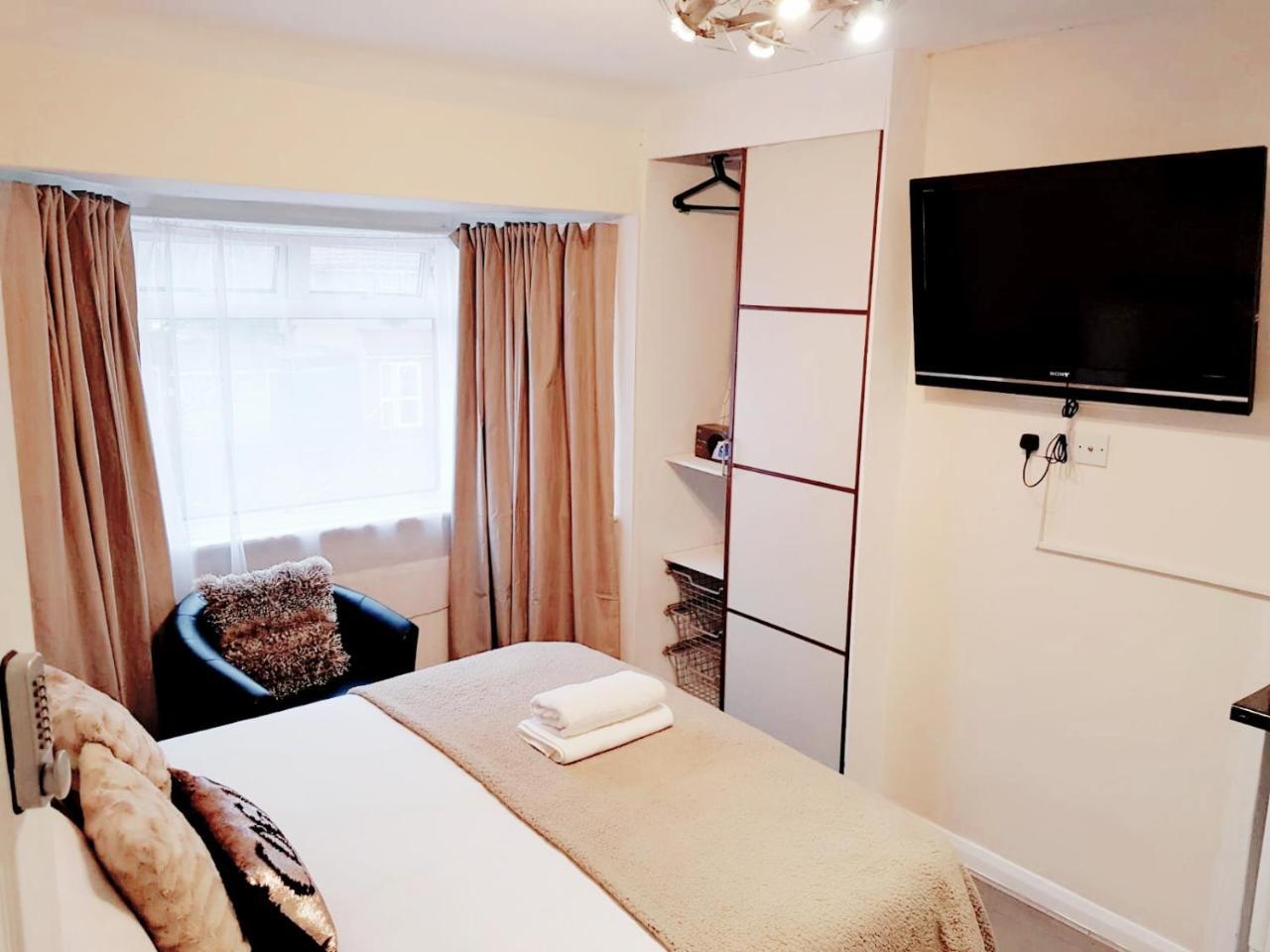 The 22 Bed & Breakfast London Exterior photo