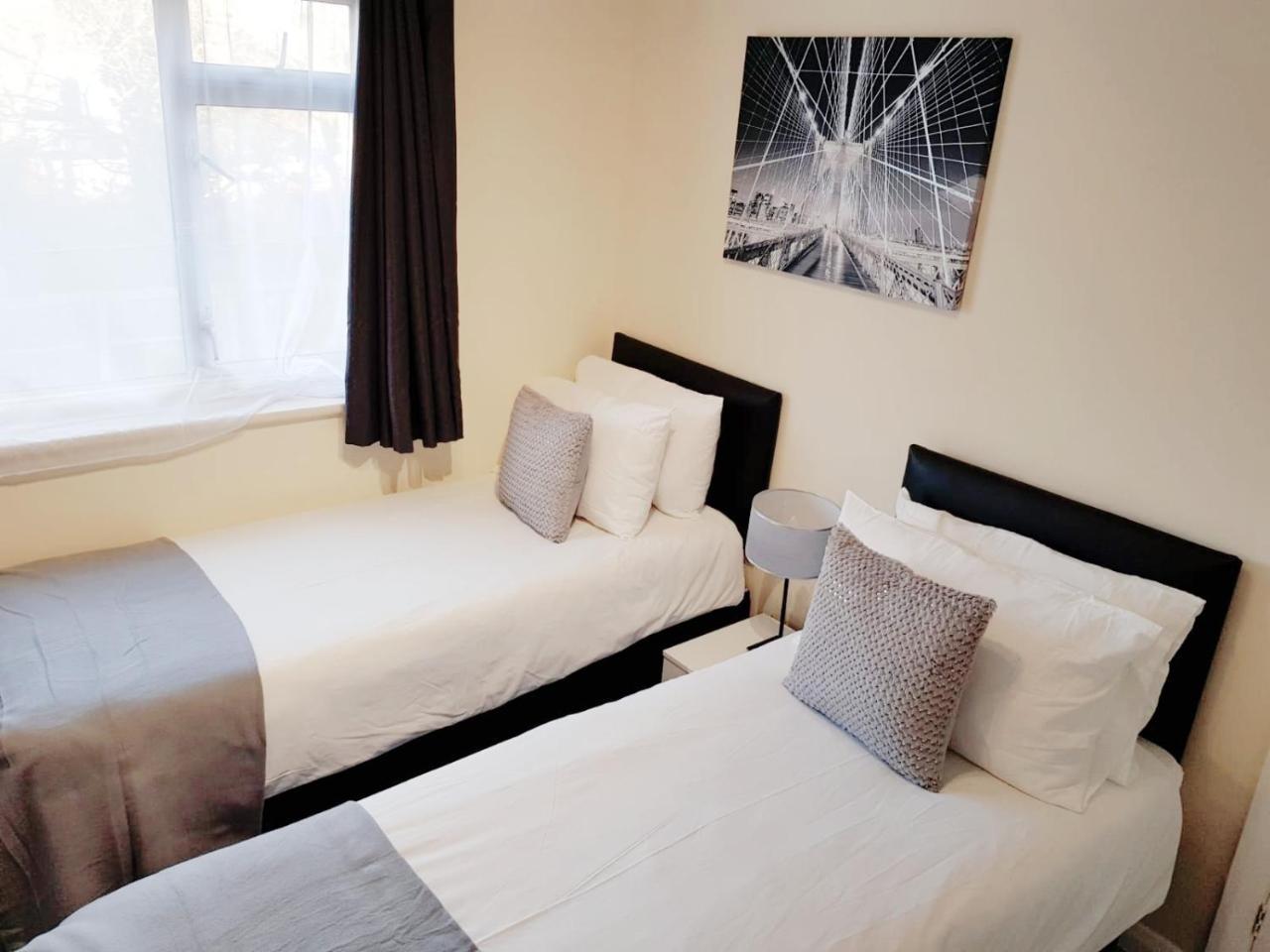 The 22 Bed & Breakfast London Exterior photo