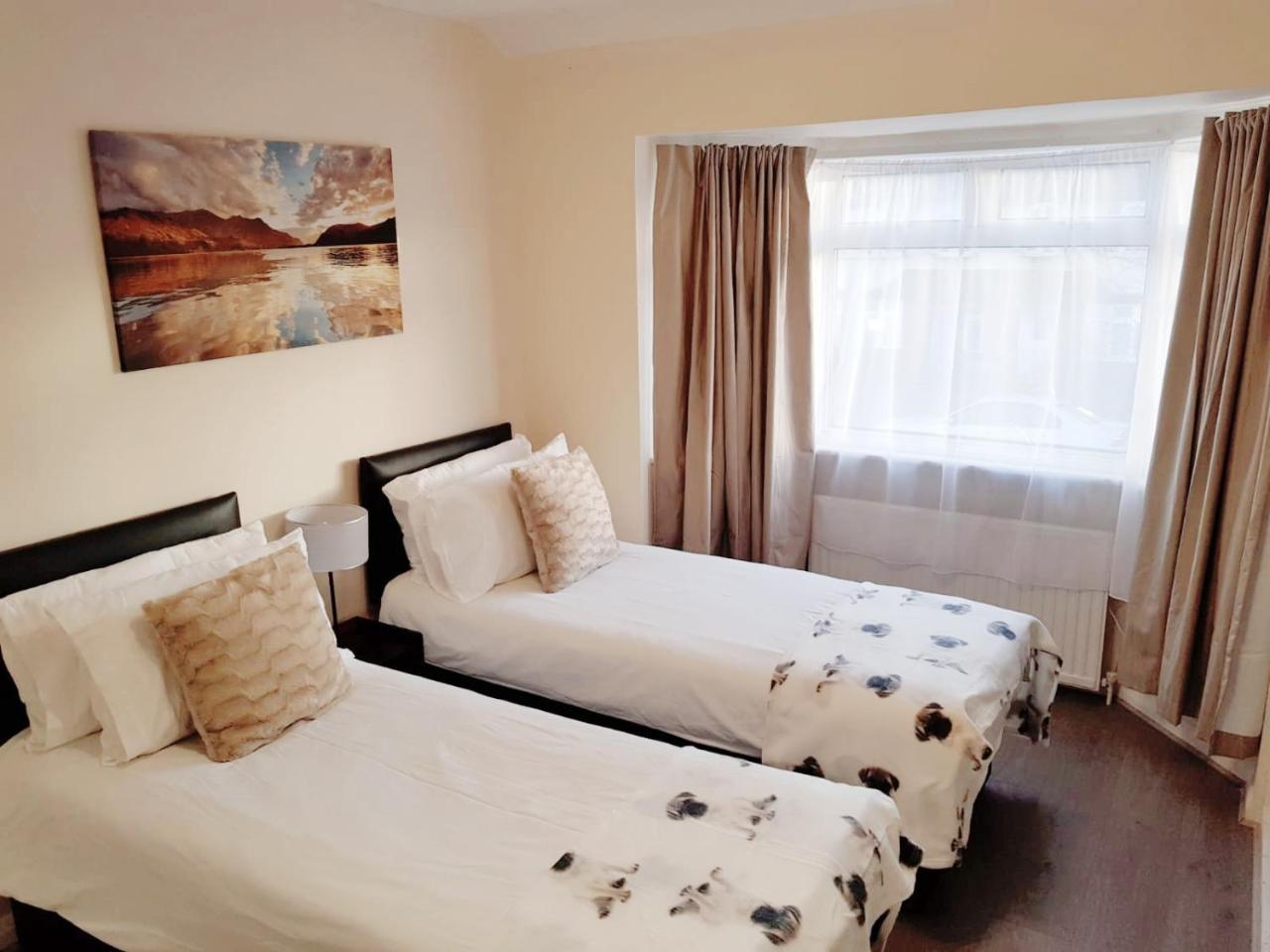 The 22 Bed & Breakfast London Exterior photo